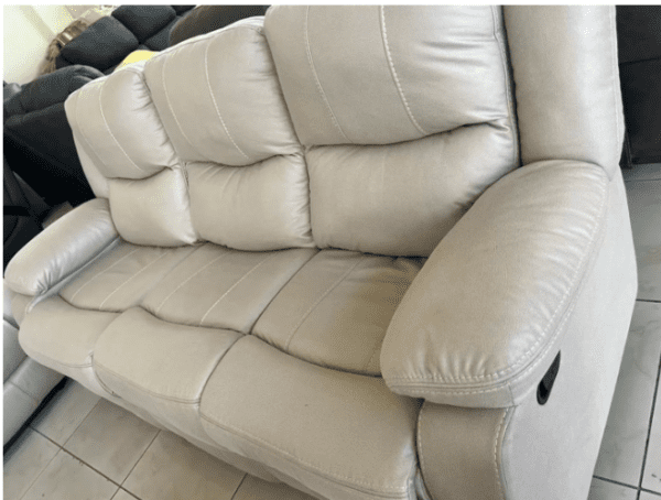 Recliner Masters.
