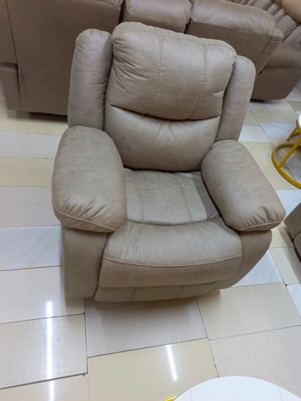 Recliner sofa
